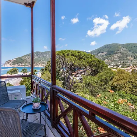 Lejlighed Izabel Skopelos